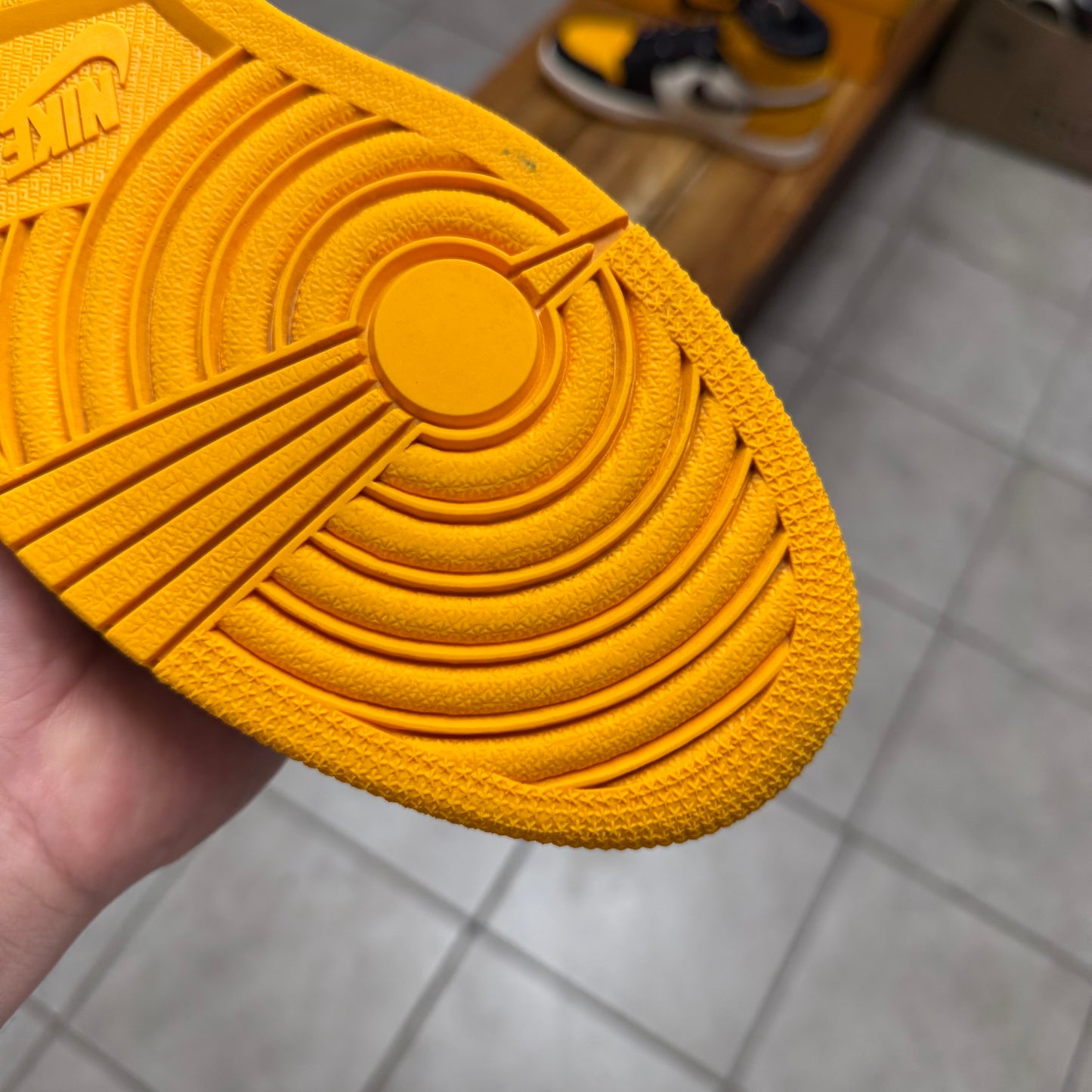 Jordan 1 High OG Yellow Toe (Worn)