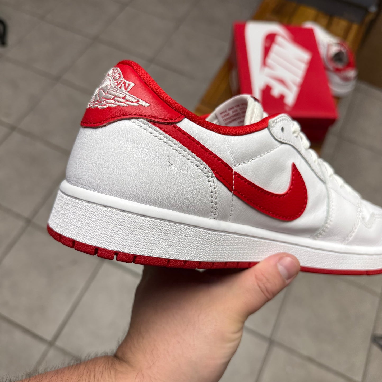 Jordan 1 Low OG University Red (Worn)