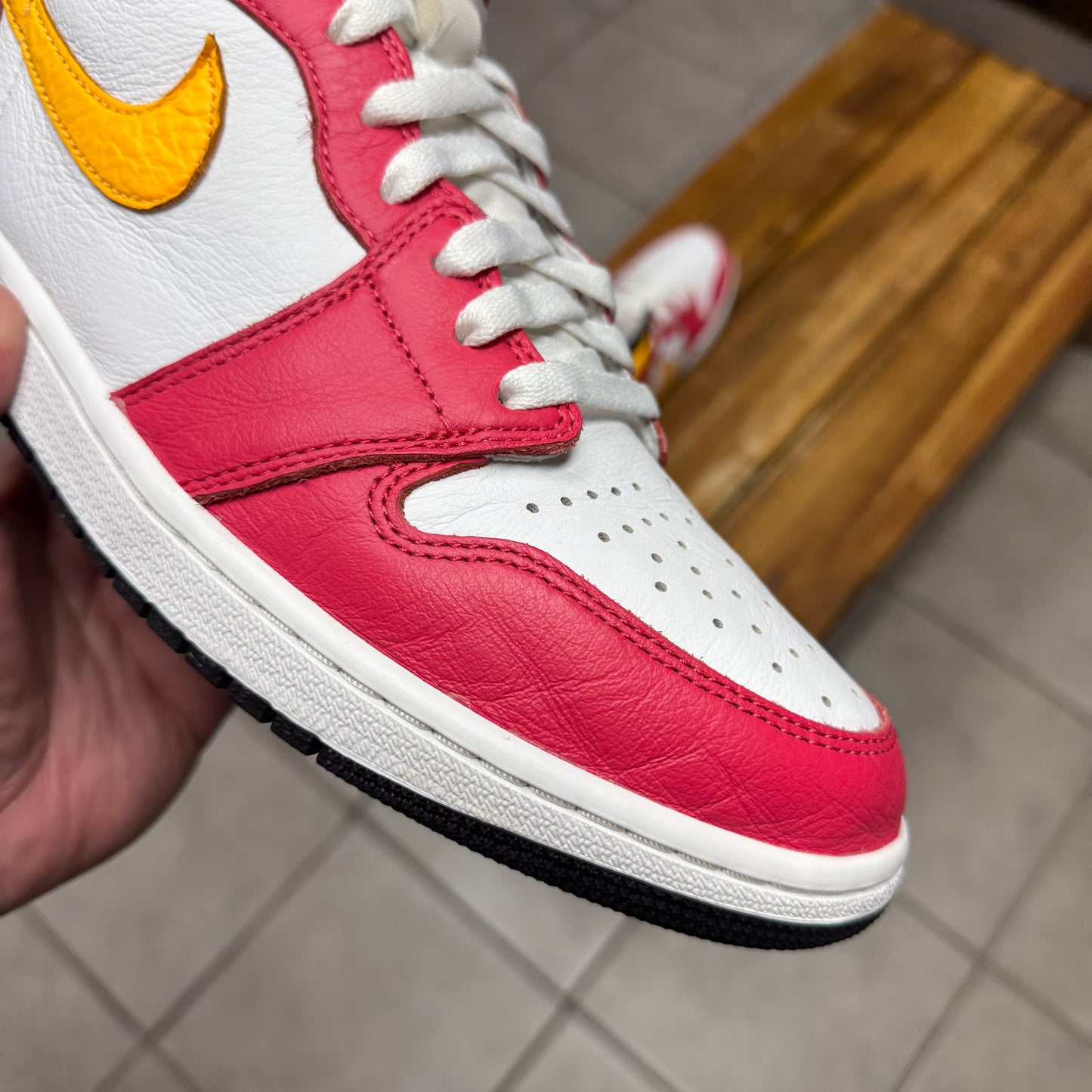 Jordan 1 High OG Light Fusion Red (Worn)