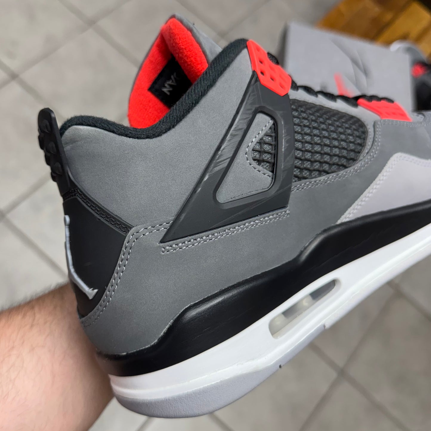 Jordan 4 Infrared (Worn)