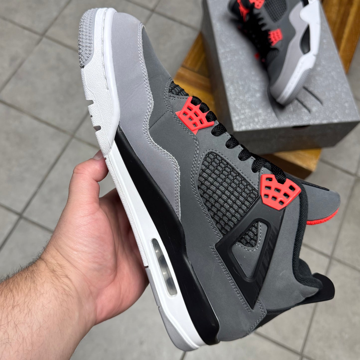 Jordan 4 Infrared (Worn)