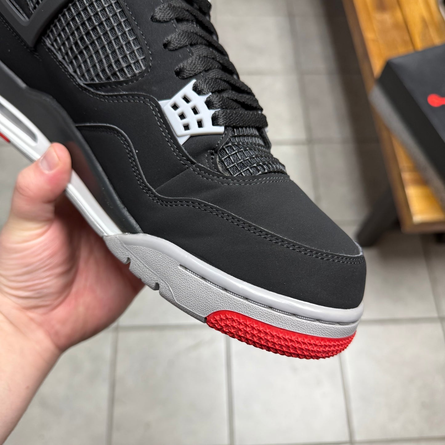 Jordan 4 Bred 2019 (Worn)