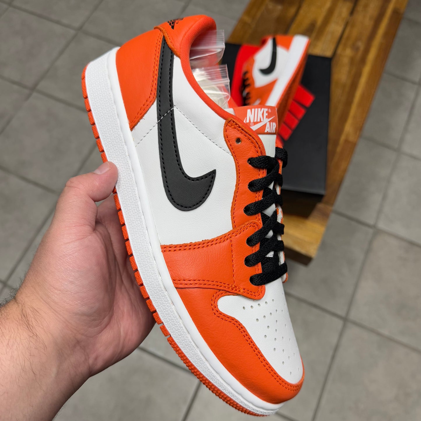 Jordan 1 Low OG Starfish