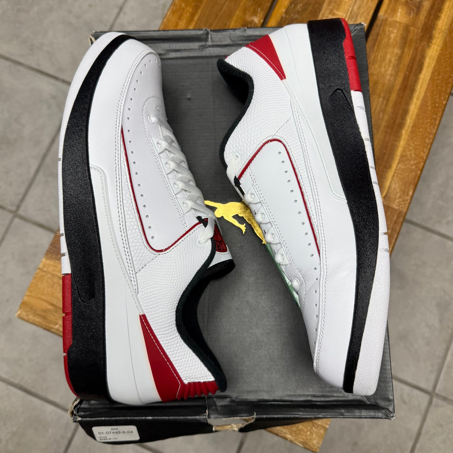Jordan 2 Retro Low Chicago 2016 (Worn)