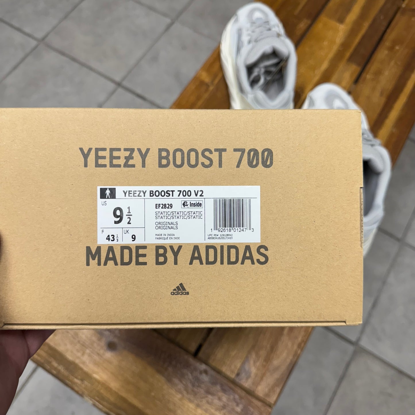 Yeezy 700 V2 Static