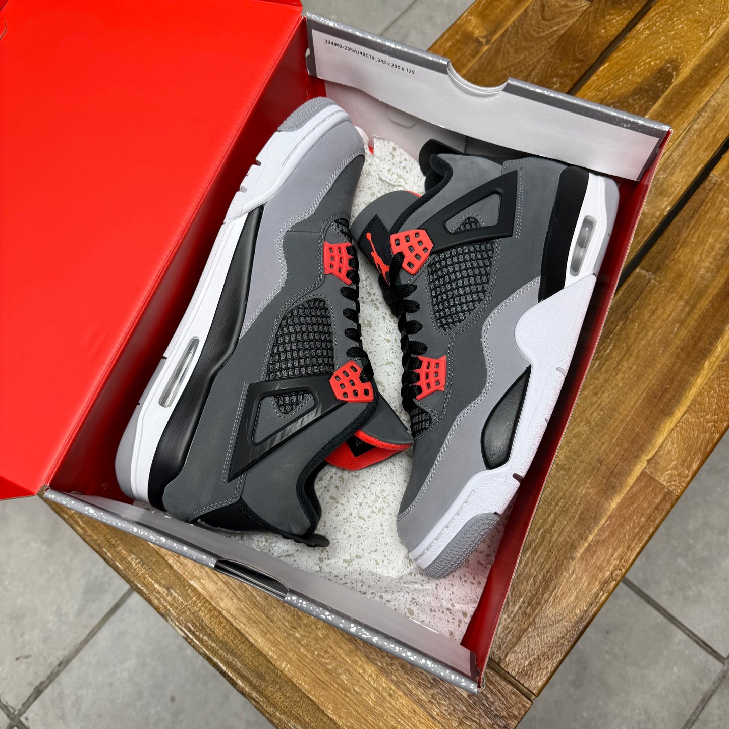 Jordan 4 Infrared (Worn)