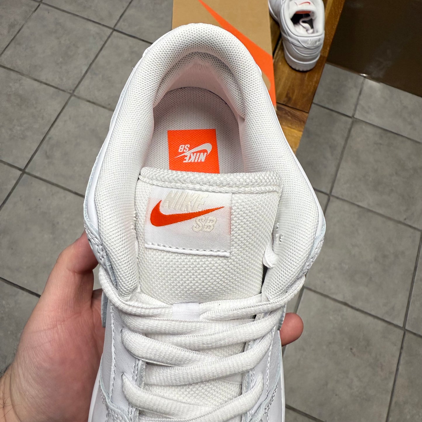 Dunk Low Pro SB Triple White