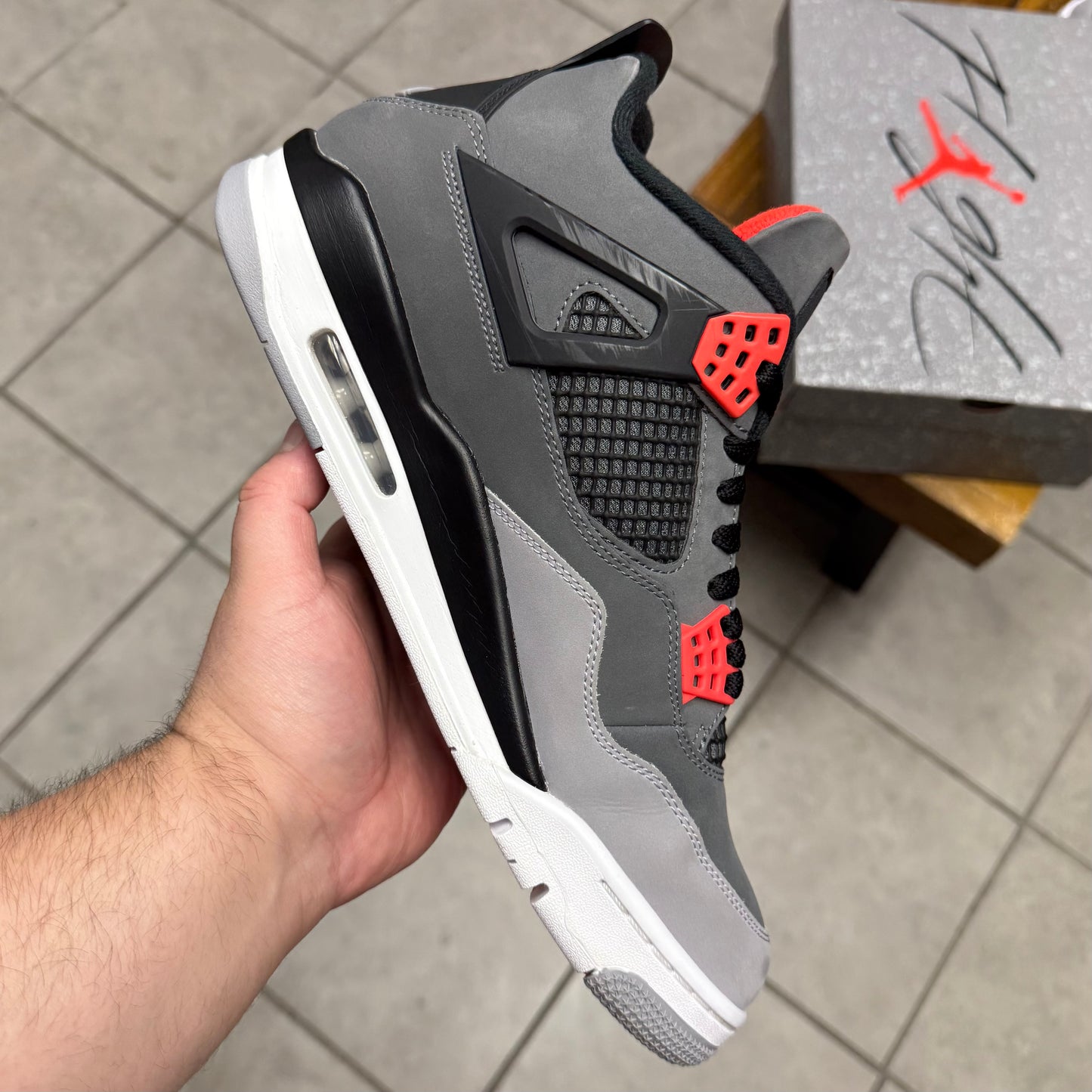 Jordan 4 Infrared (Worn)