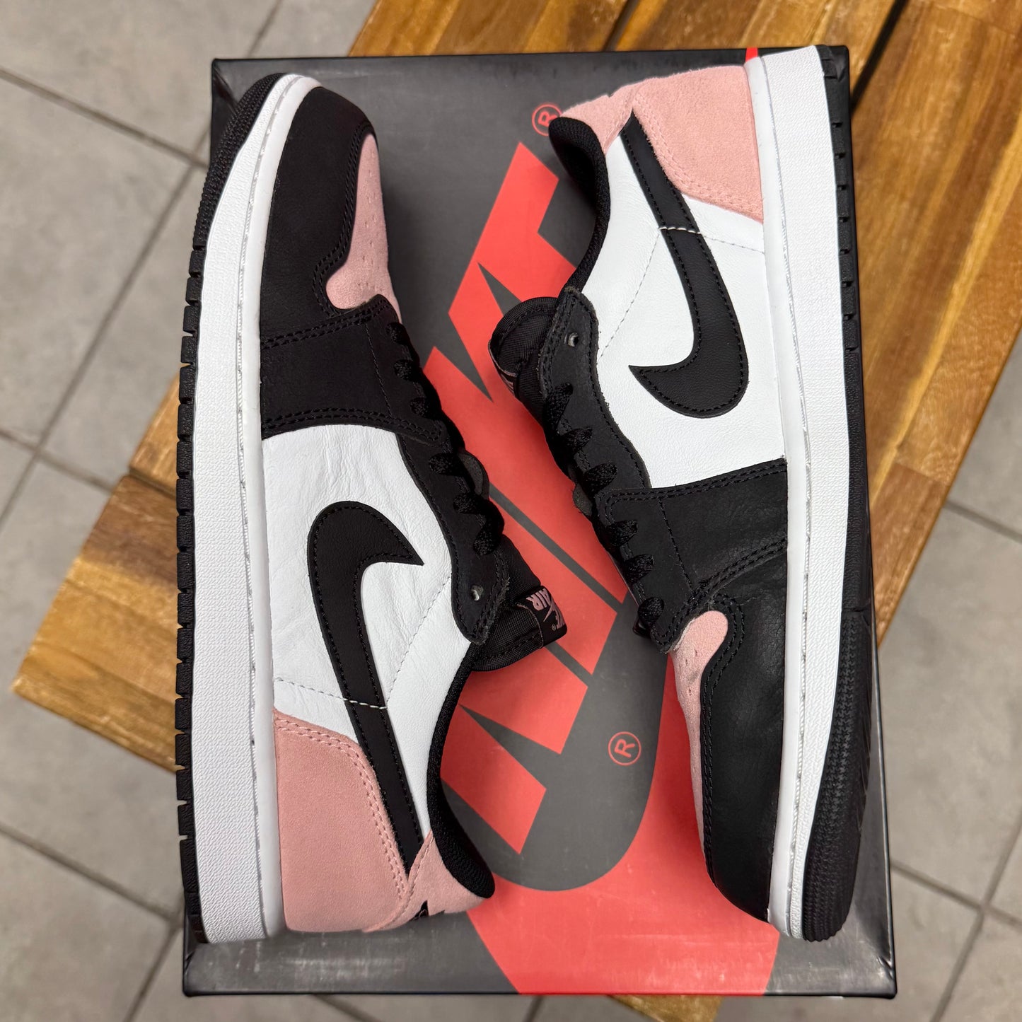 Jordan 1 Low OG Bleached Coral (Worn)