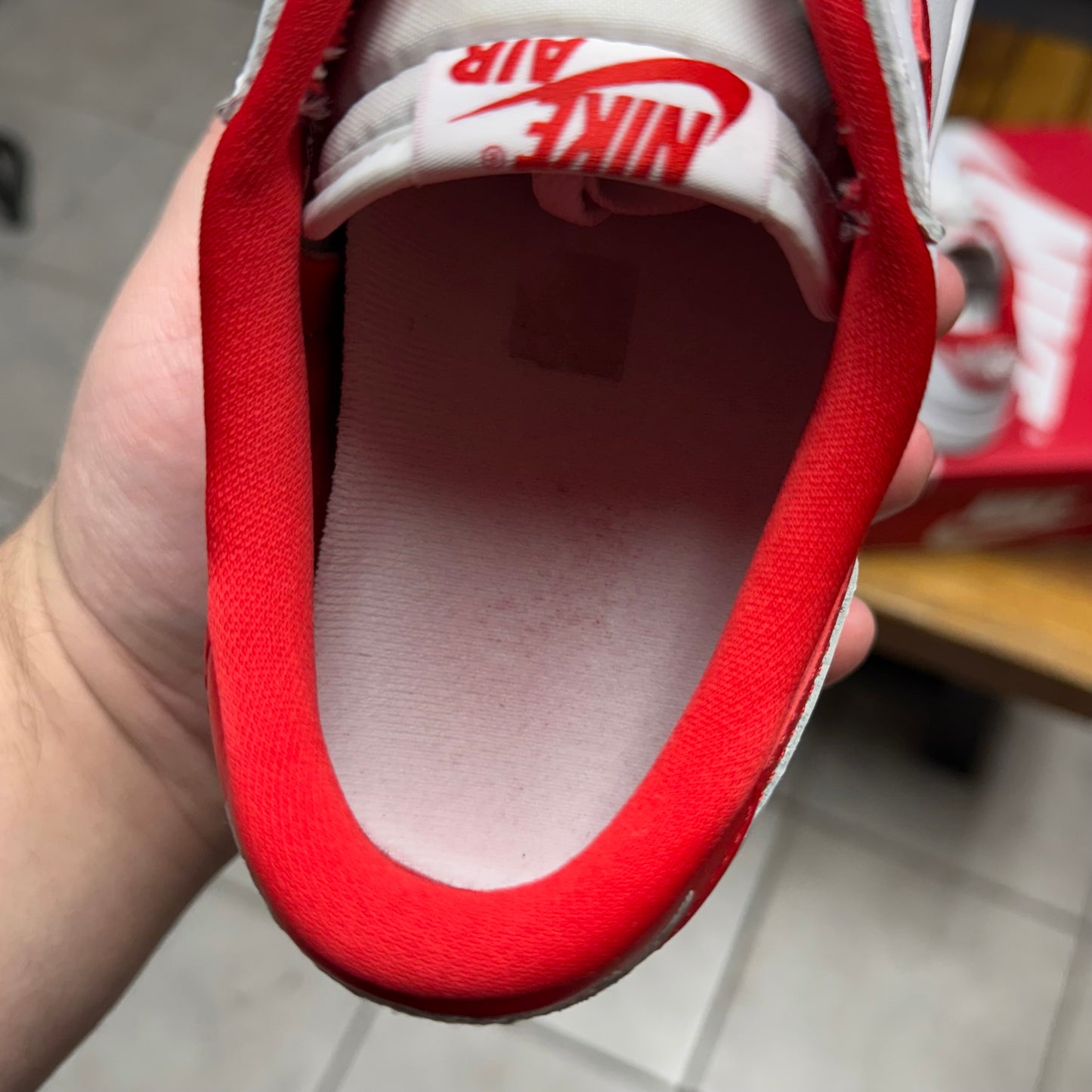 Jordan 1 Low OG University Red (Worn)