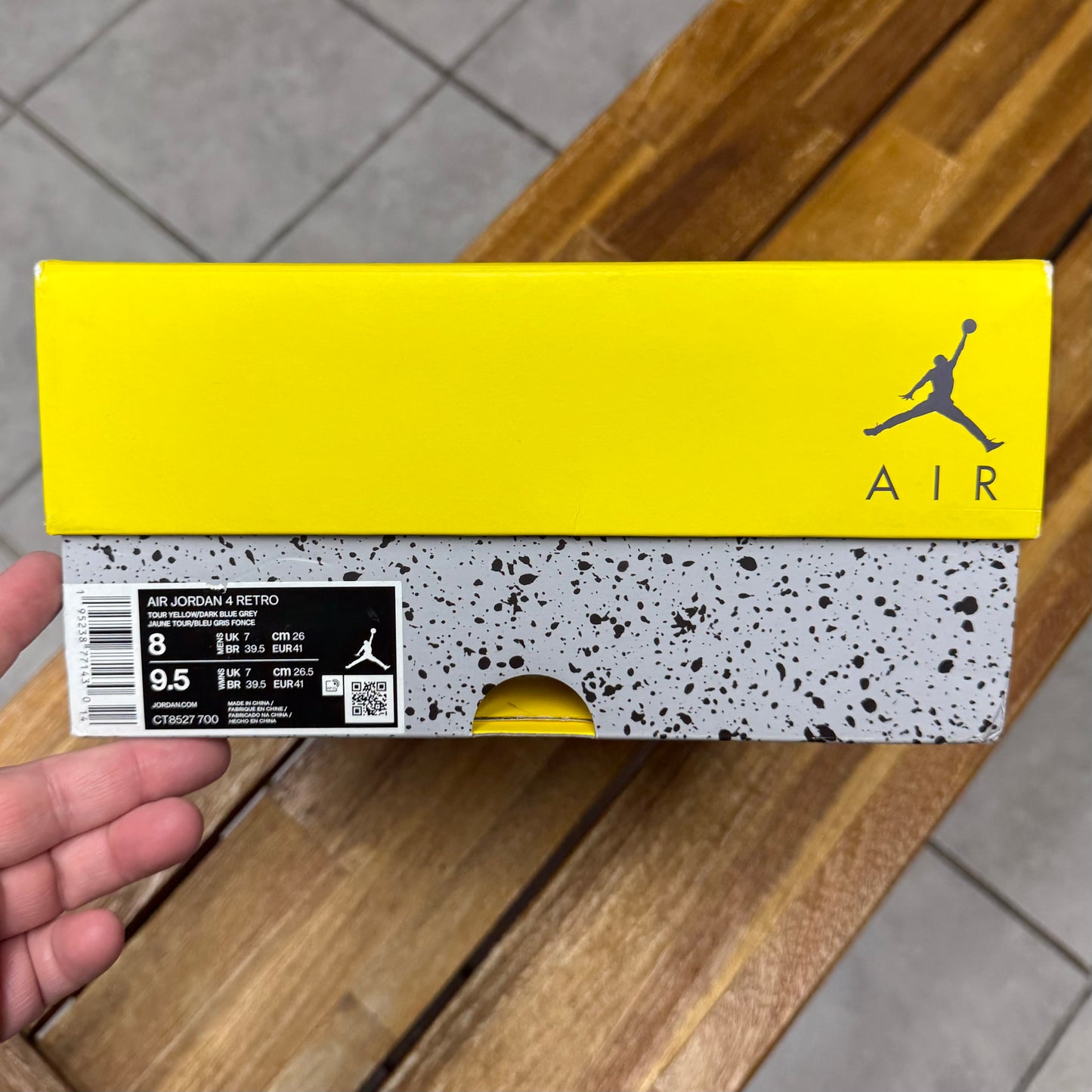 Jordan 4 Lightning (Worn)