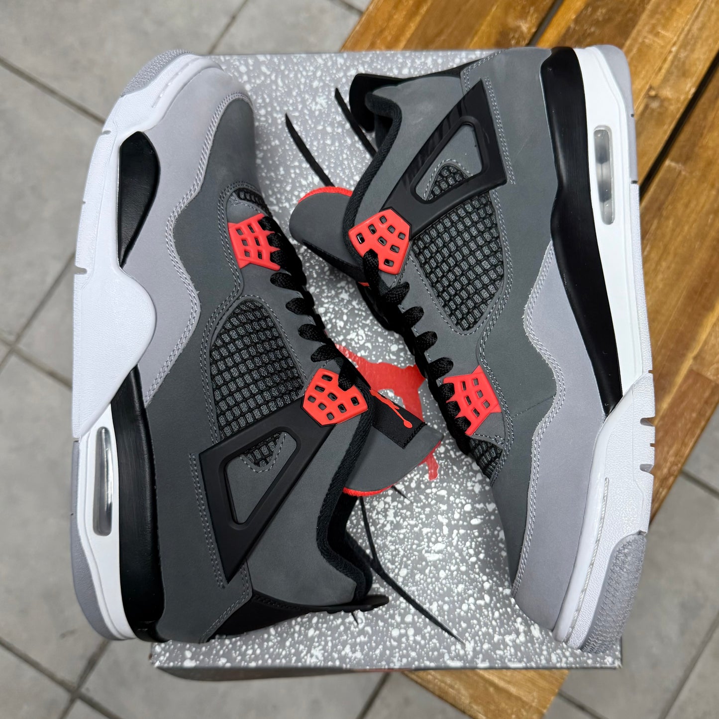 Jordan 4 Infrared (Worn)