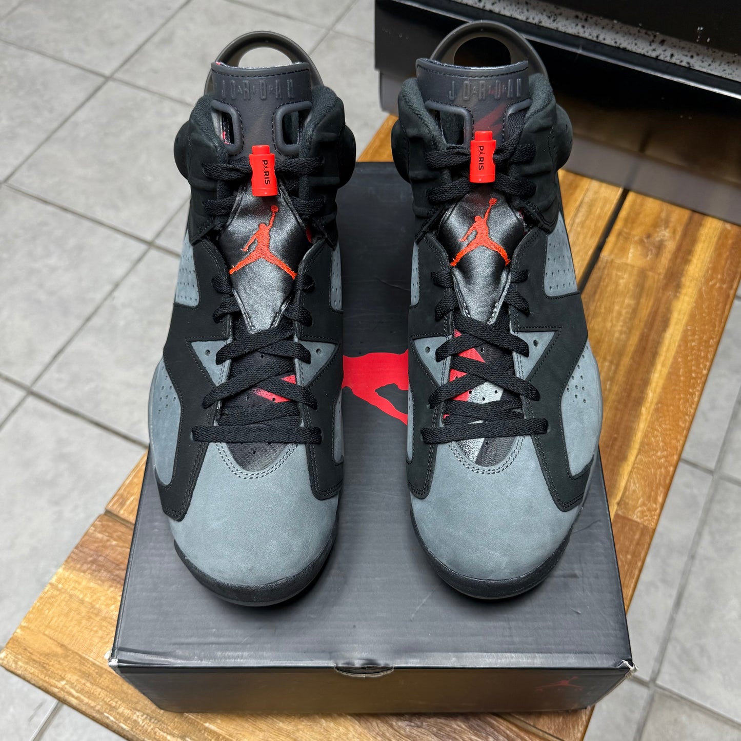 Paris Saint-Germain x Air Jordan 6
Retro Iron Grey