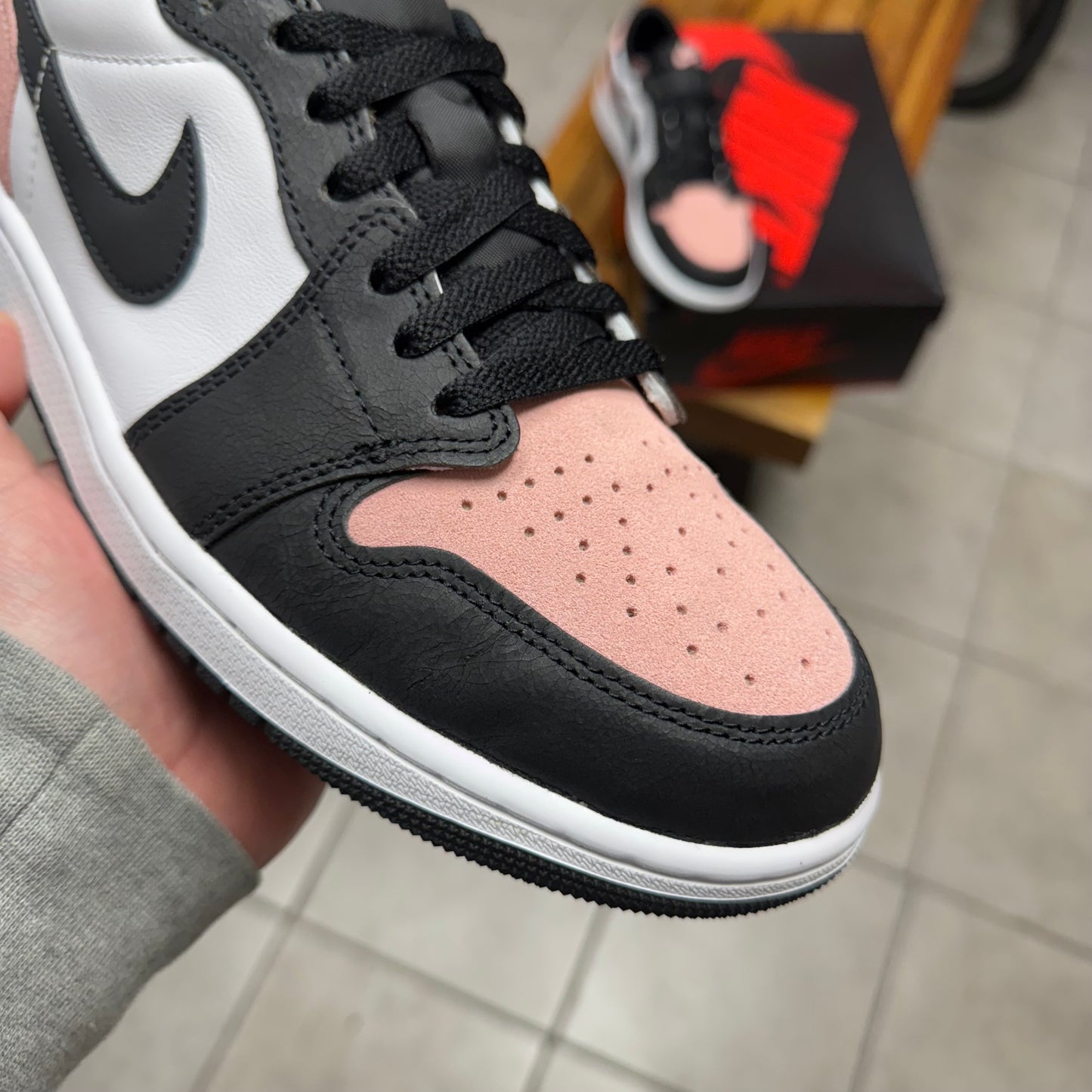 Jordan 1 Low OG Bleached Coral (Worn)