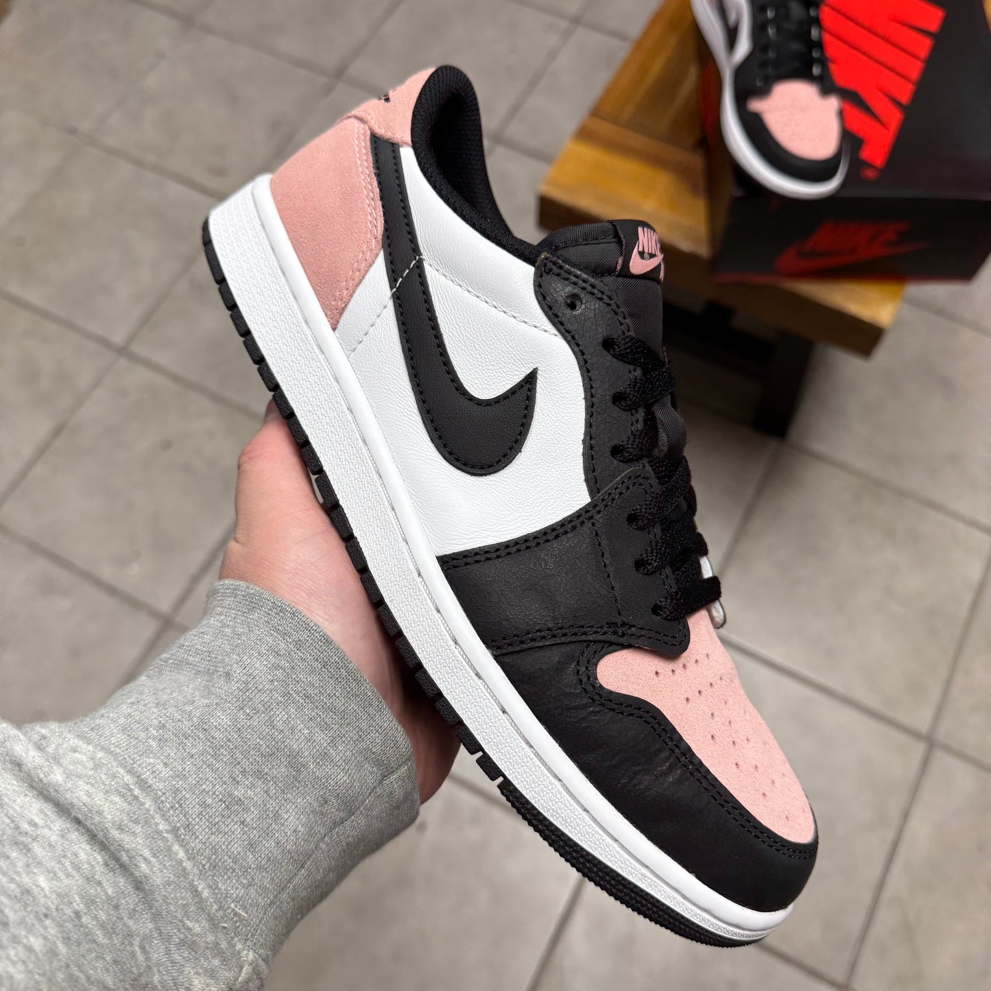 Jordan 1 Low OG Bleached Coral (Worn)