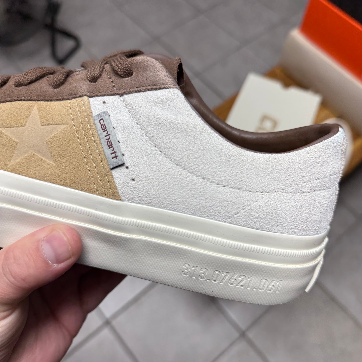 Converse Carhartt WIP x One Star Academy Pro Low Starfish Dark
Earth (Worn)