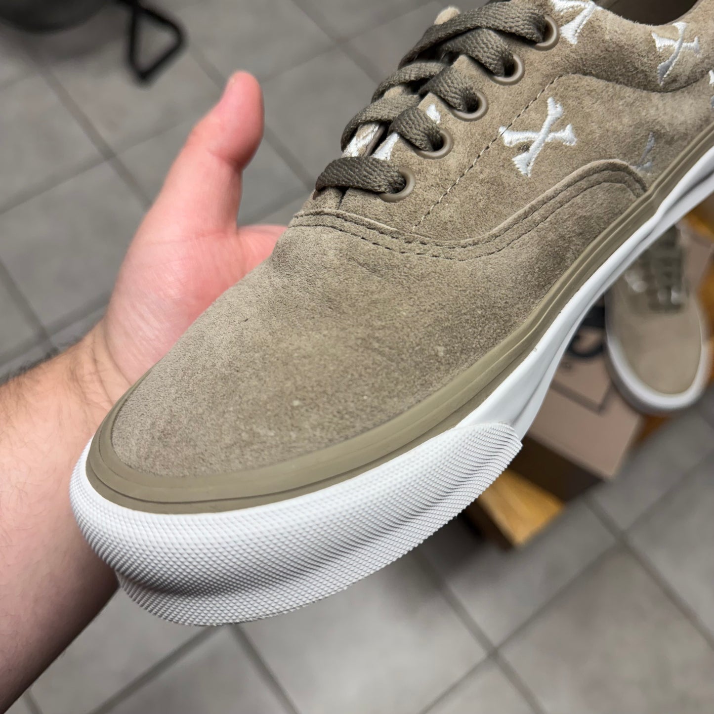 VANS WTAPS x OG Era LX
Bones - Coyote (Worn)