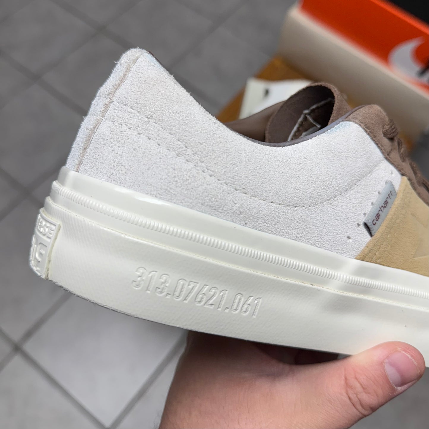 Converse Carhartt WIP x One Star Academy Pro Low Starfish Dark
Earth (Worn)