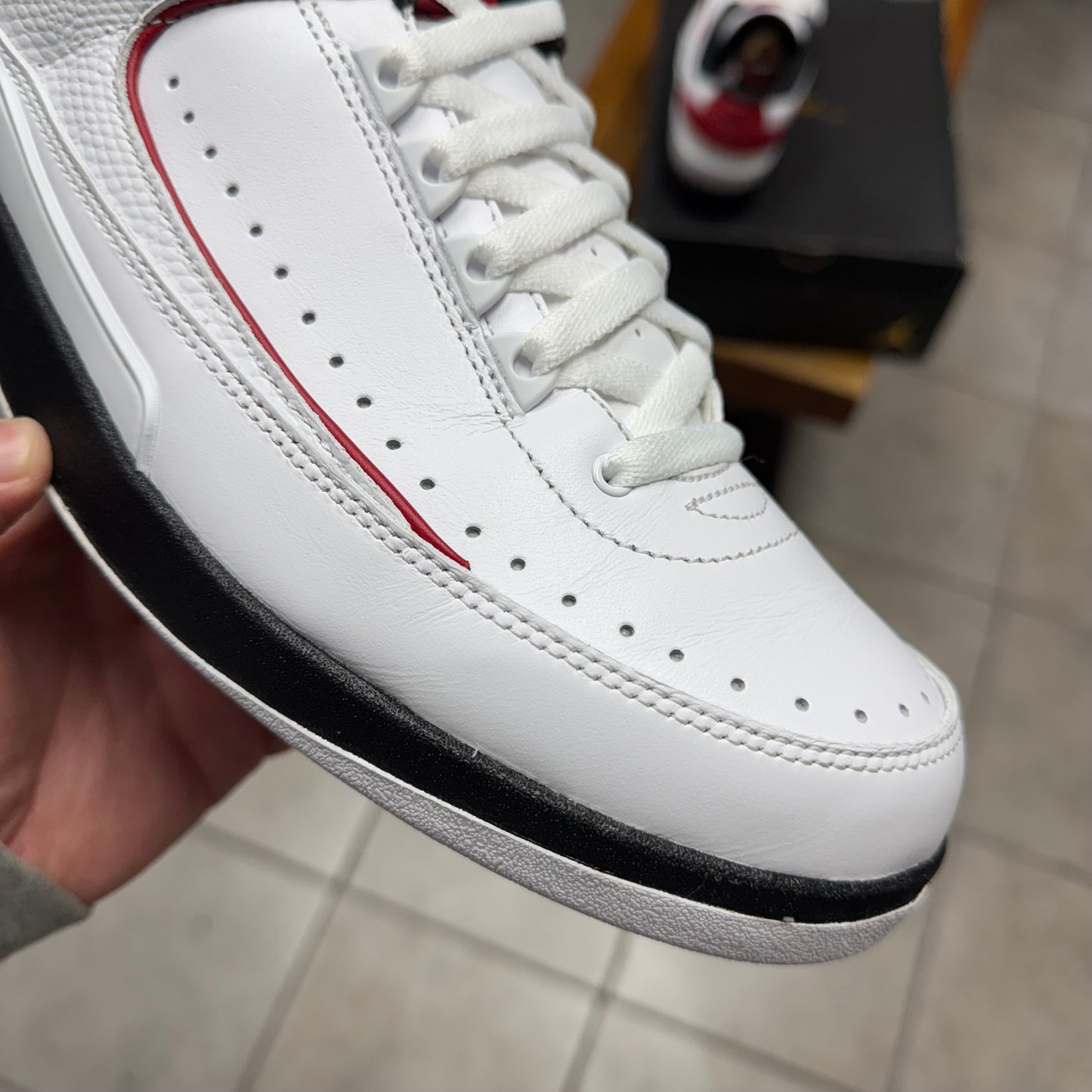 Jordan 2 Retro Low Chicago 2016 (Worn)
