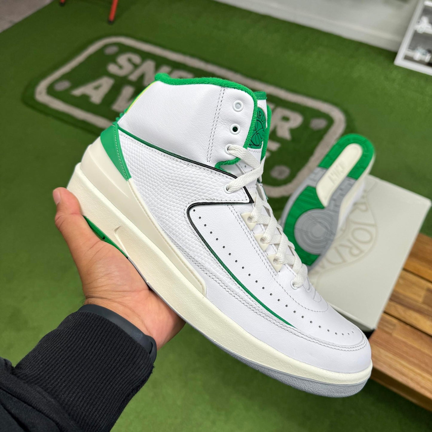 Jordan 2 Lucky Green (Worn)