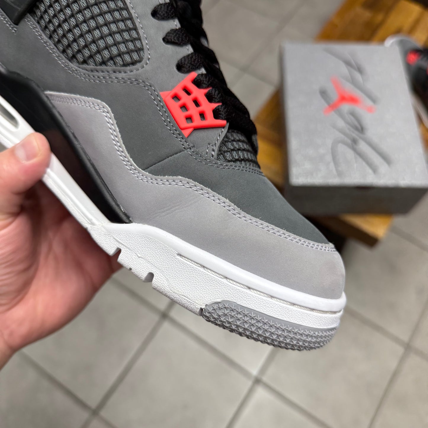 Jordan 4 Infrared (Worn)