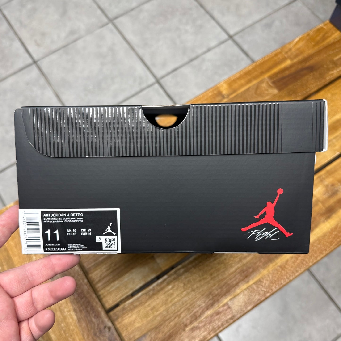 Jordan 4 Rare Air - White Lettering