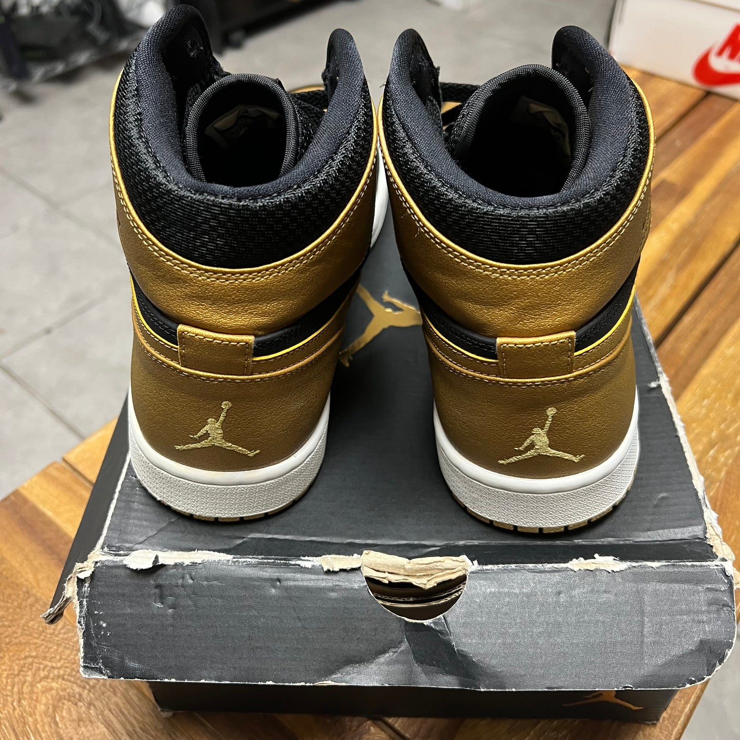 Jordan 1 High Melo (Worn)