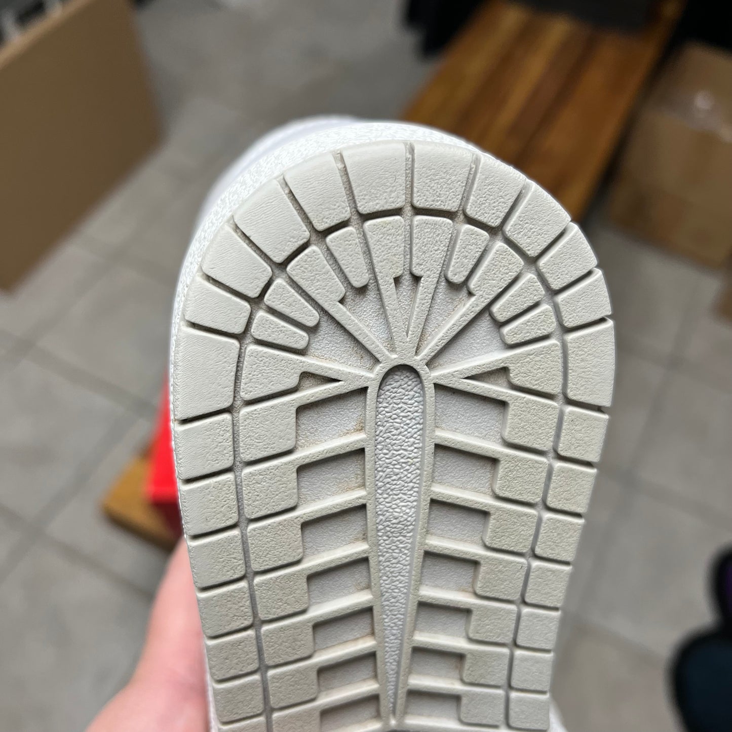 Jordan 1 High ‘85 Neutral Gray (Worn)