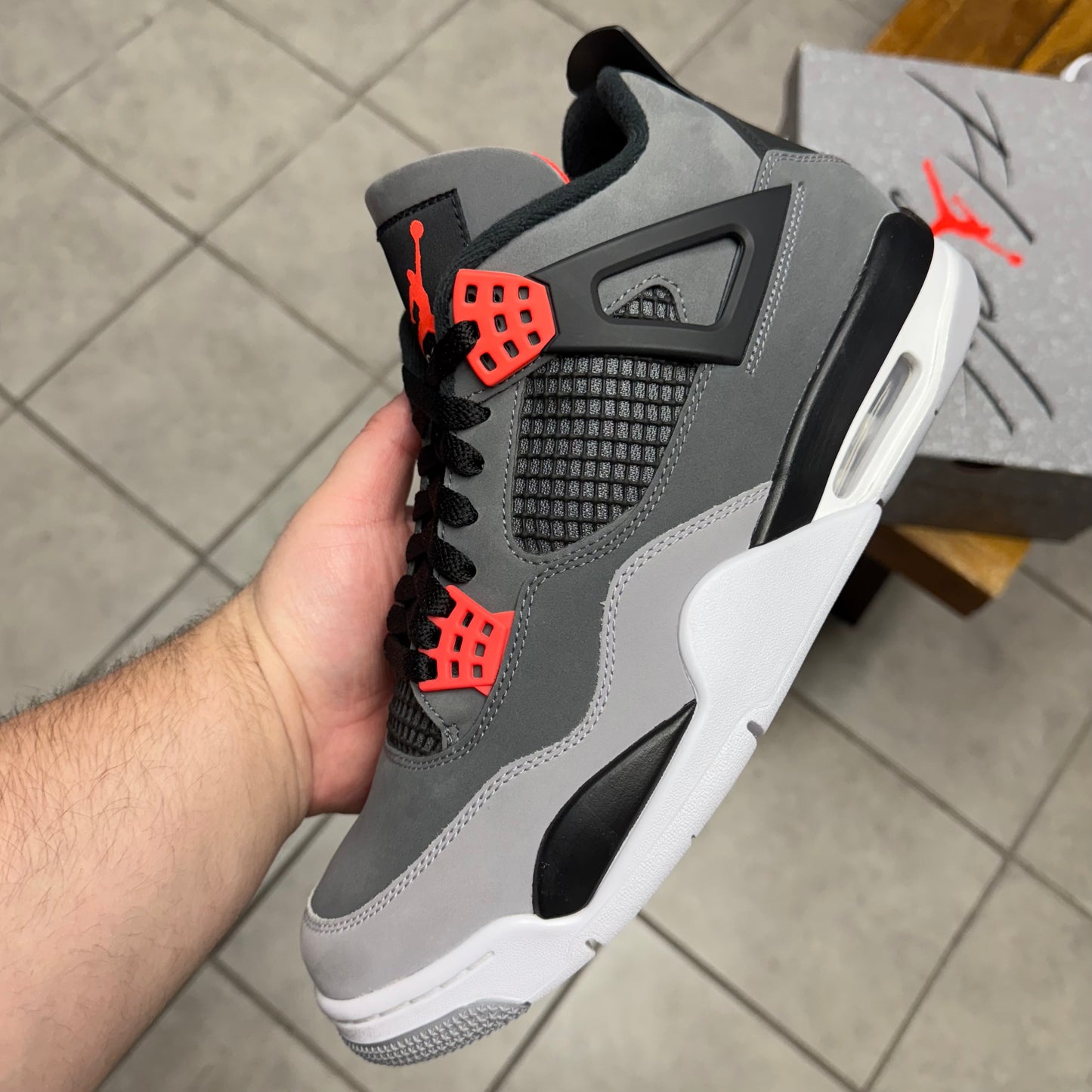 Jordan 4 Infrared (Worn)