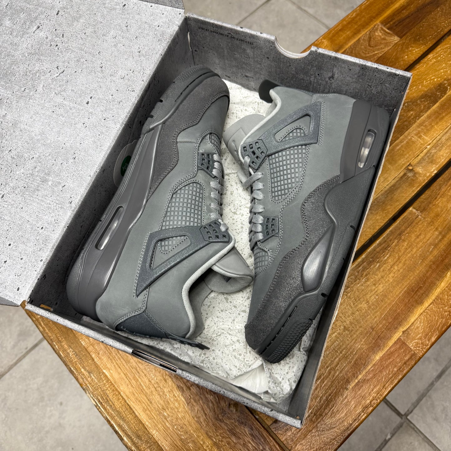 Jordan 4 Wet Cement (Worn)