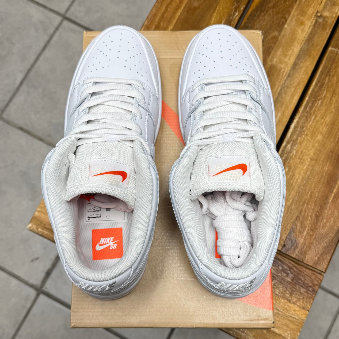 Dunk Low Pro SB Triple White