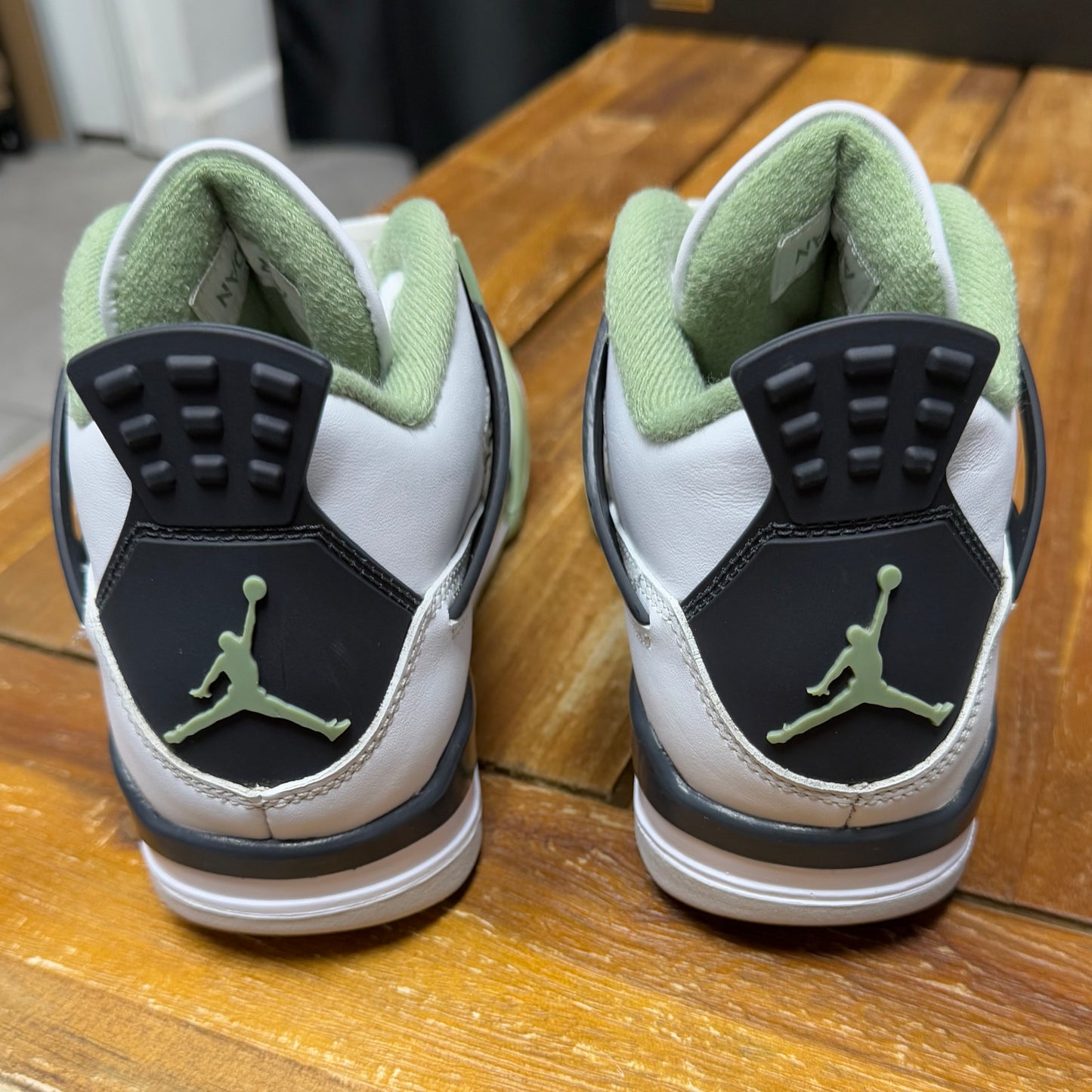 Jordan 4 Seafoam (Worn)