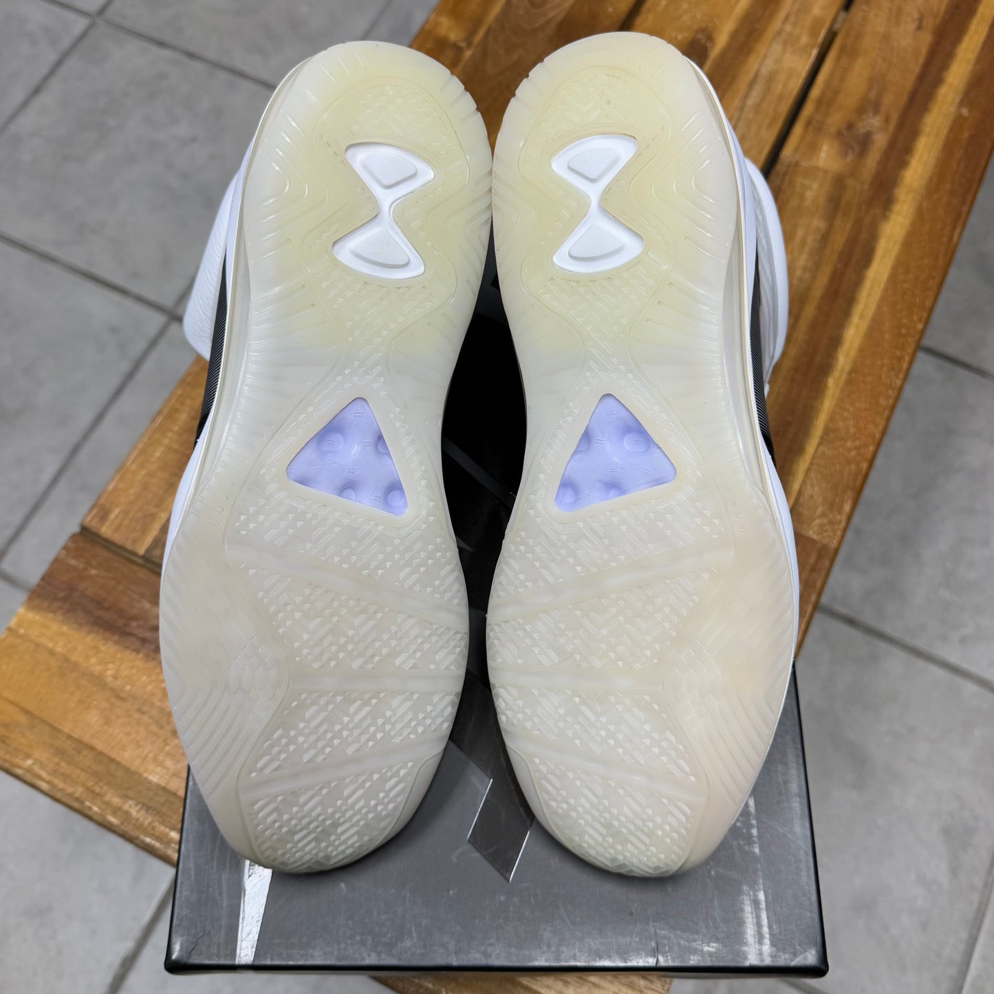 LeBron Icon x John Elliot White (Worn)