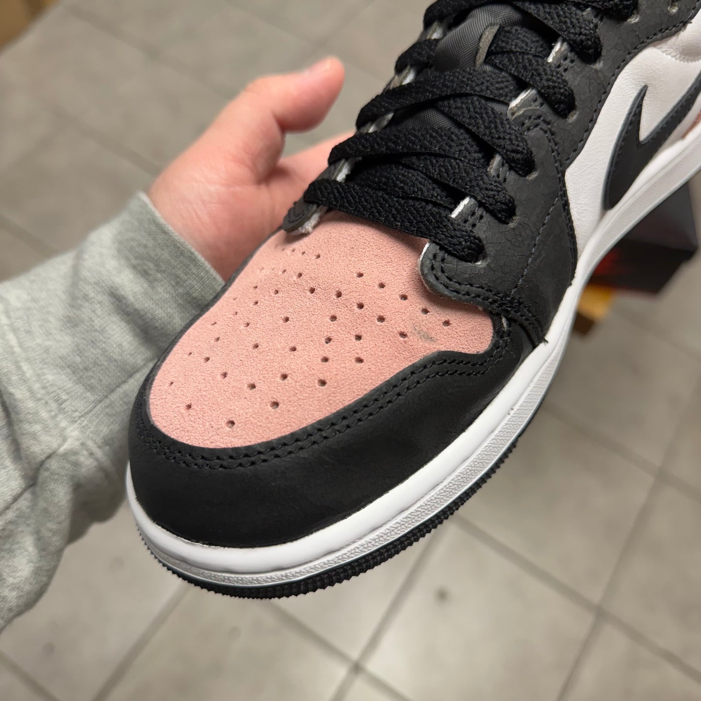 Jordan 1 Low OG Bleached Coral (Worn)