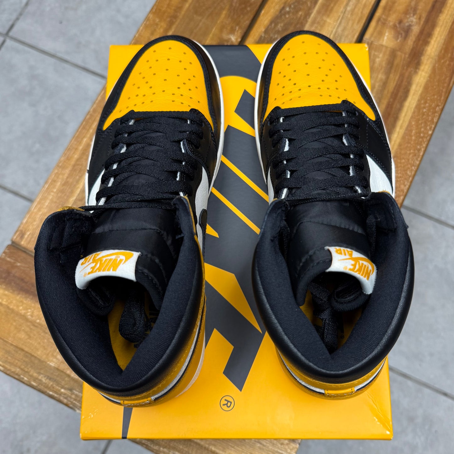 Jordan 1 High OG Yellow Toe (Worn)