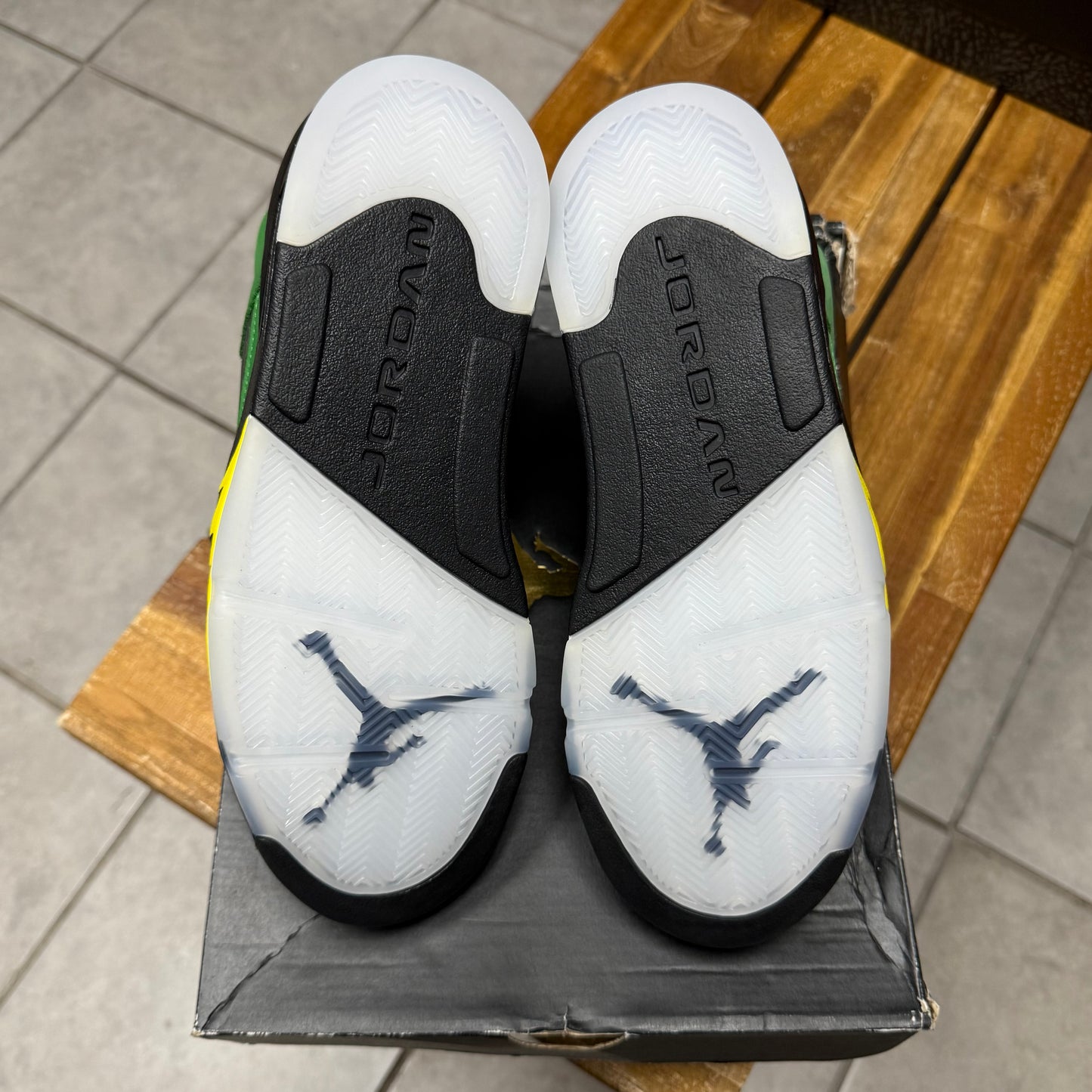 Jordan 5 SE Oregon (Worn)