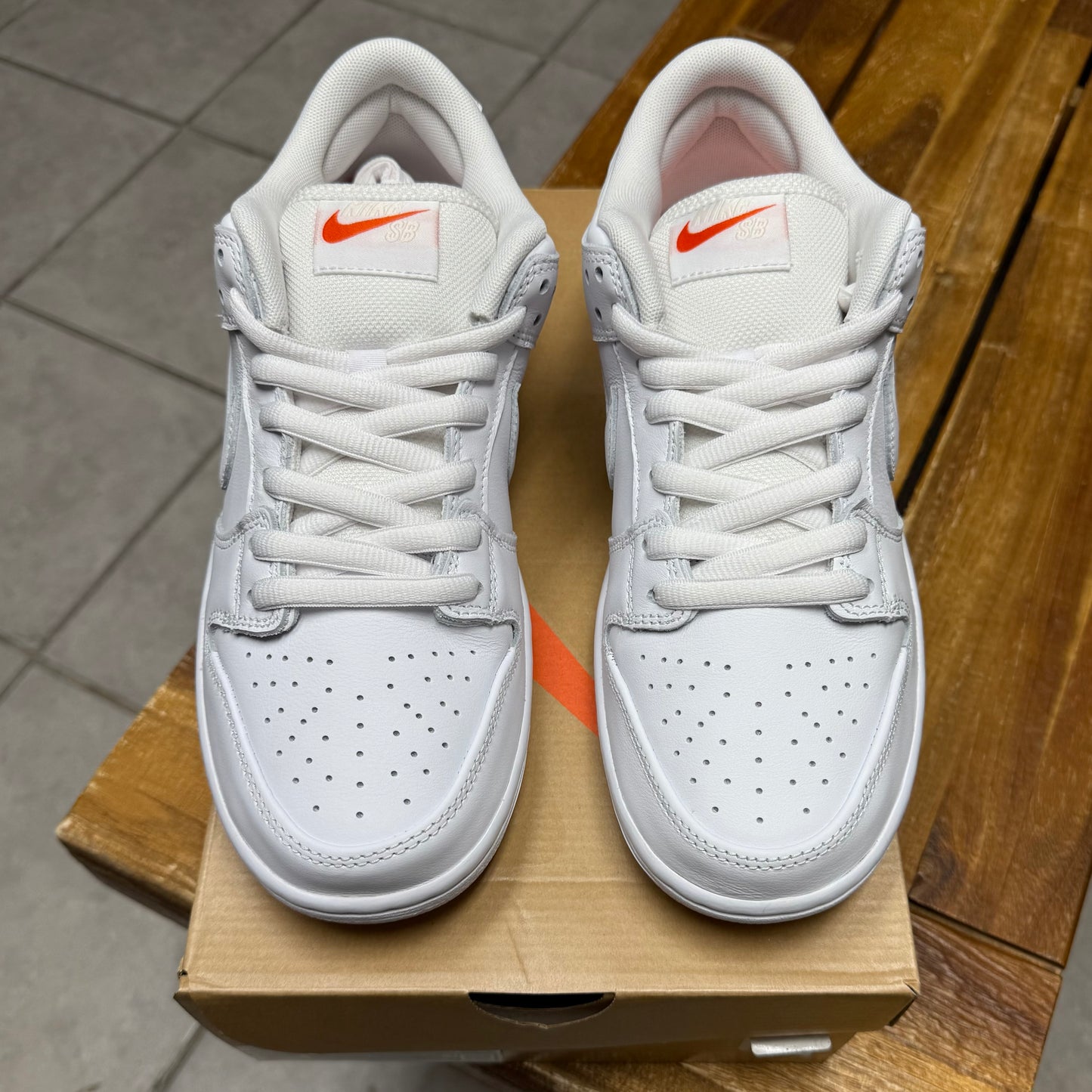 Dunk Low Pro SB Triple White