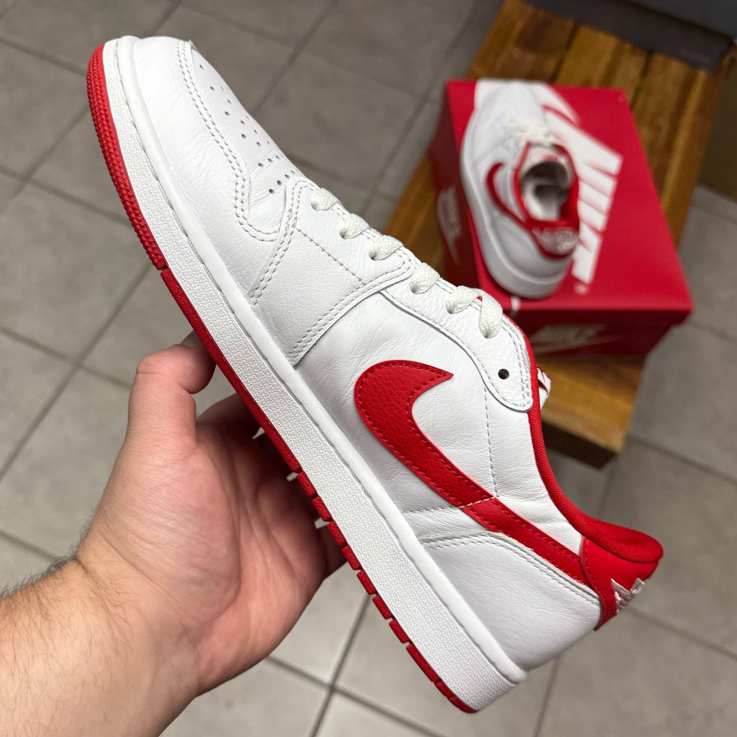 Jordan 1 Low OG University Red (Worn)