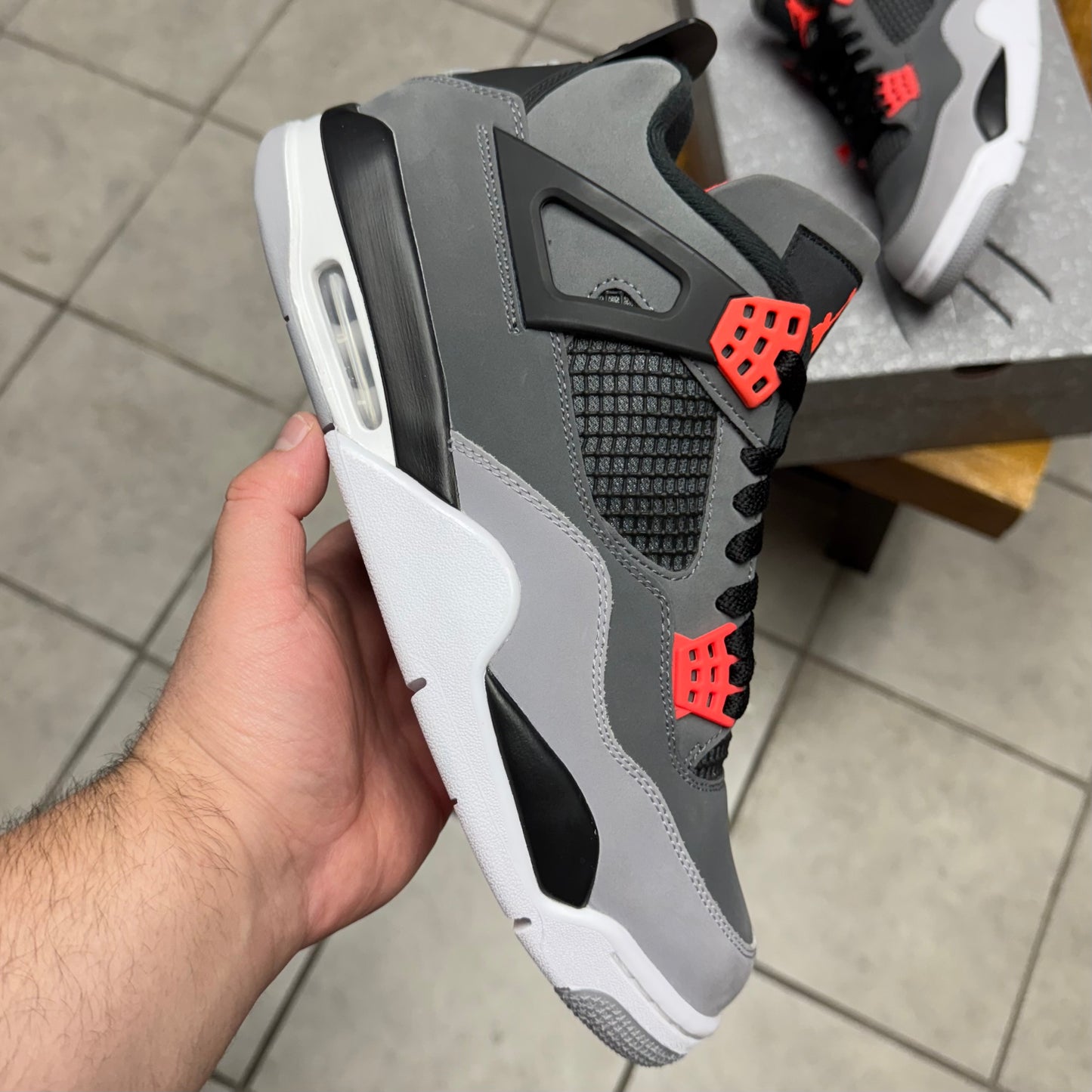 Jordan 4 Infrared (Worn)