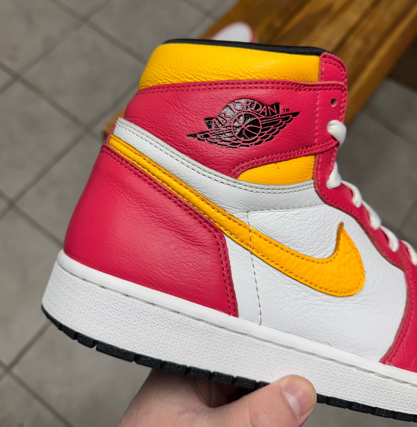 Jordan 1 High OG Light Fusion Red (Worn)