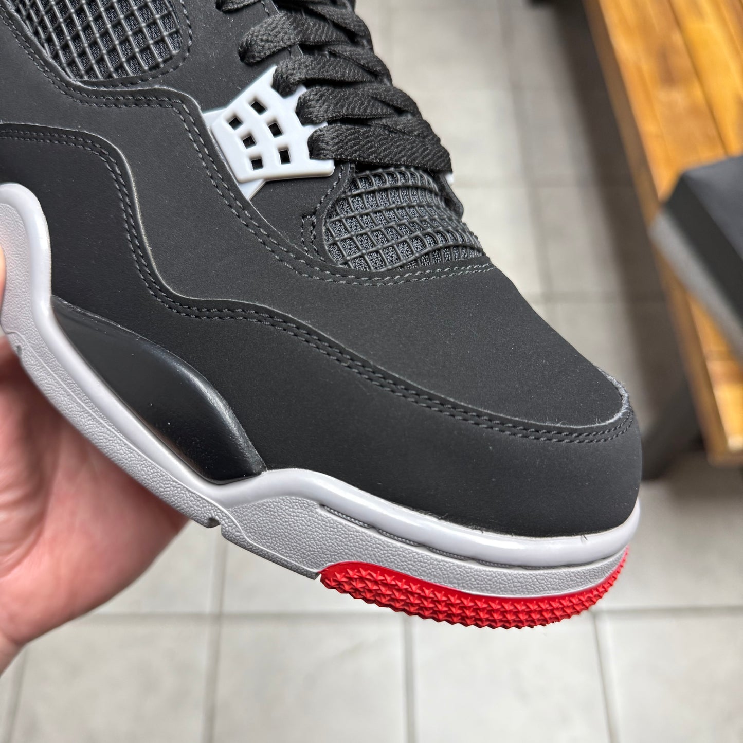 Jordan 4 Bred 2019 (Worn)