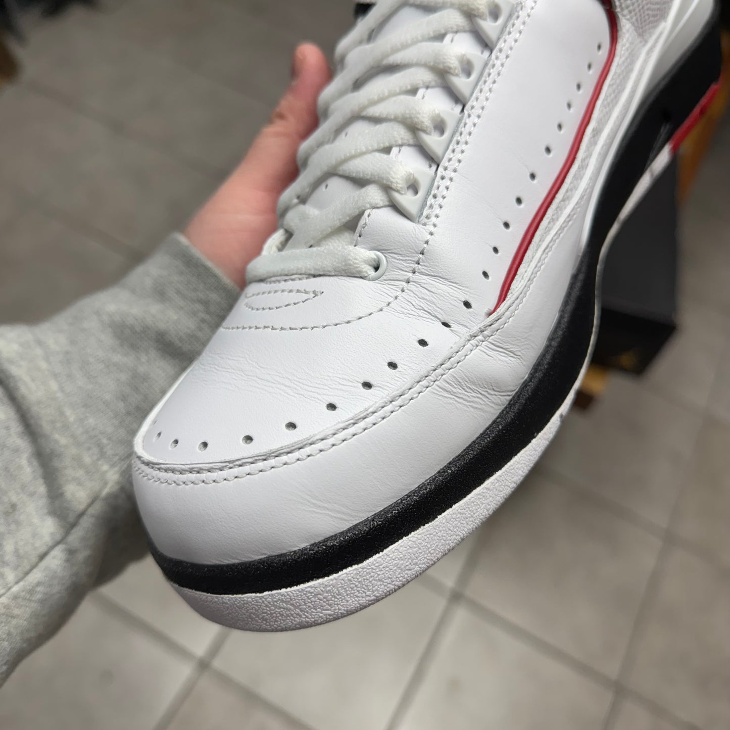 Jordan 2 Retro Low Chicago 2016 (Worn)