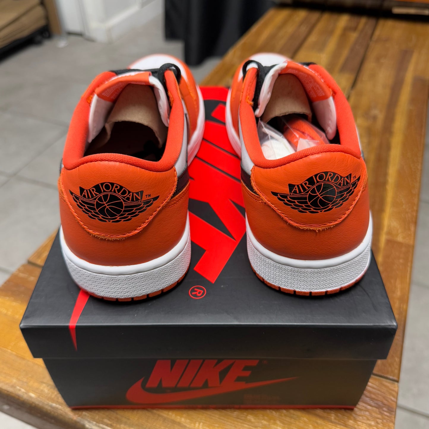 Jordan 1 Low OG Starfish