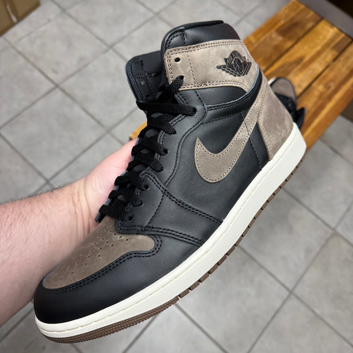 Jordan 1 High OG Palomino (Worn)