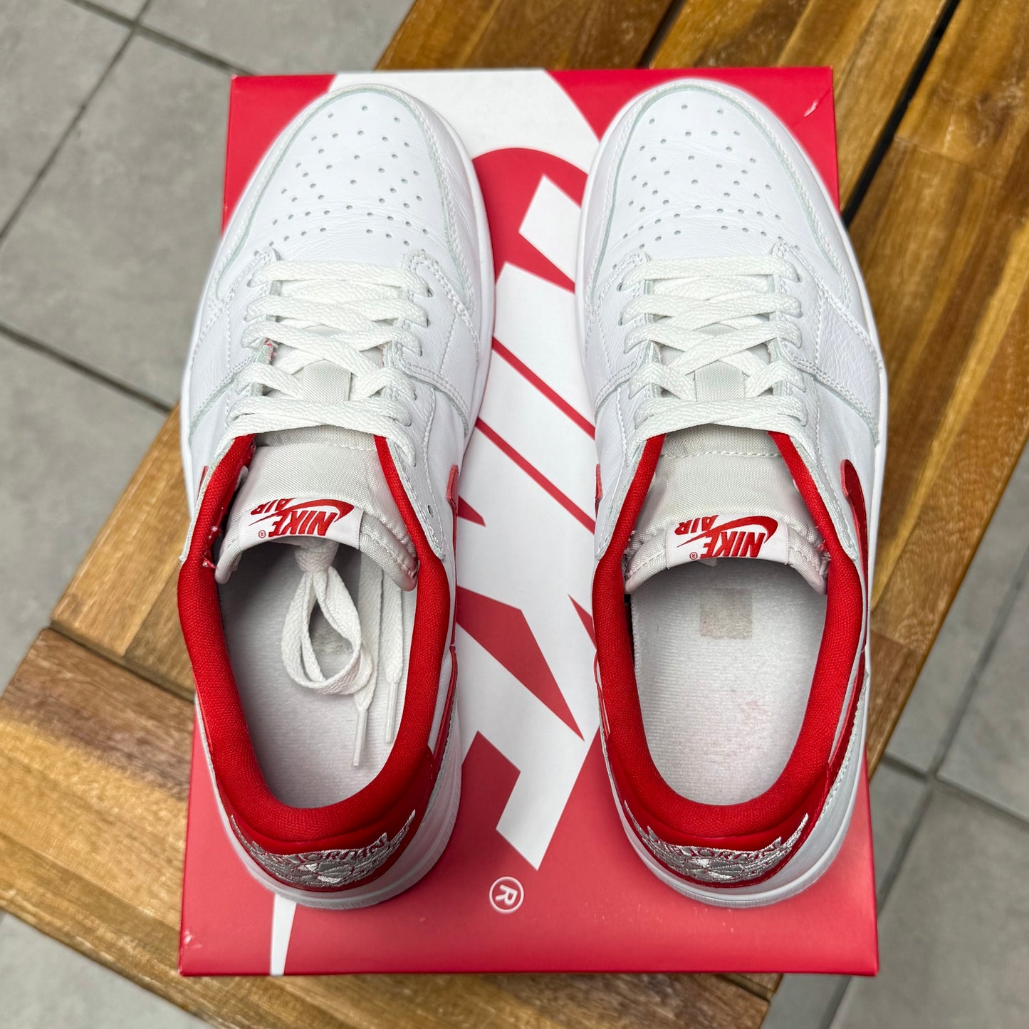 Jordan 1 Low OG University Red (Worn)