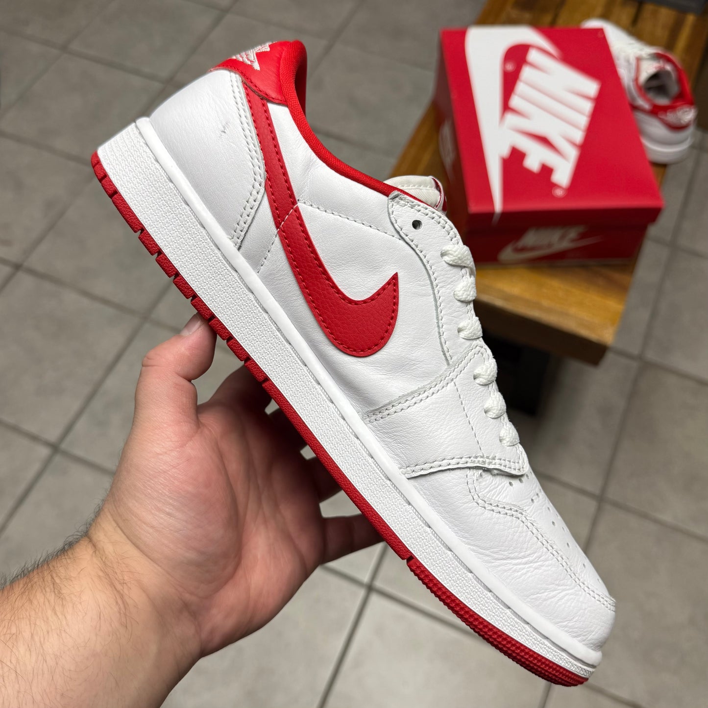 Jordan 1 Low OG University Red (Worn)