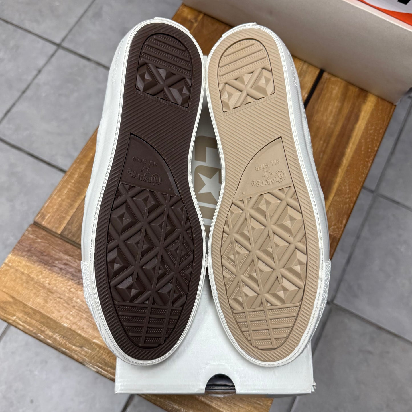 Converse Carhartt WIP x One Star Academy Pro Low Starfish Dark
Earth (Worn)