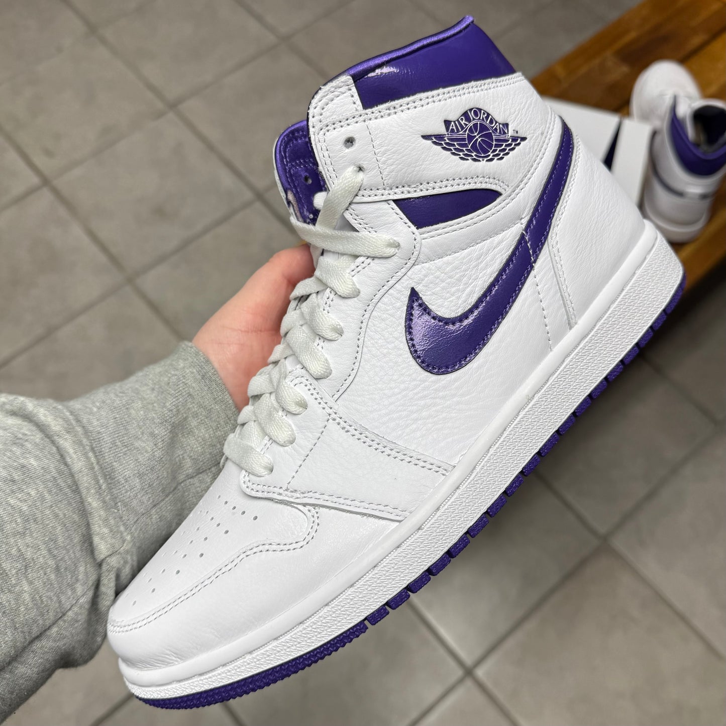 Jordan 1 High Court Purple (Woman’s)