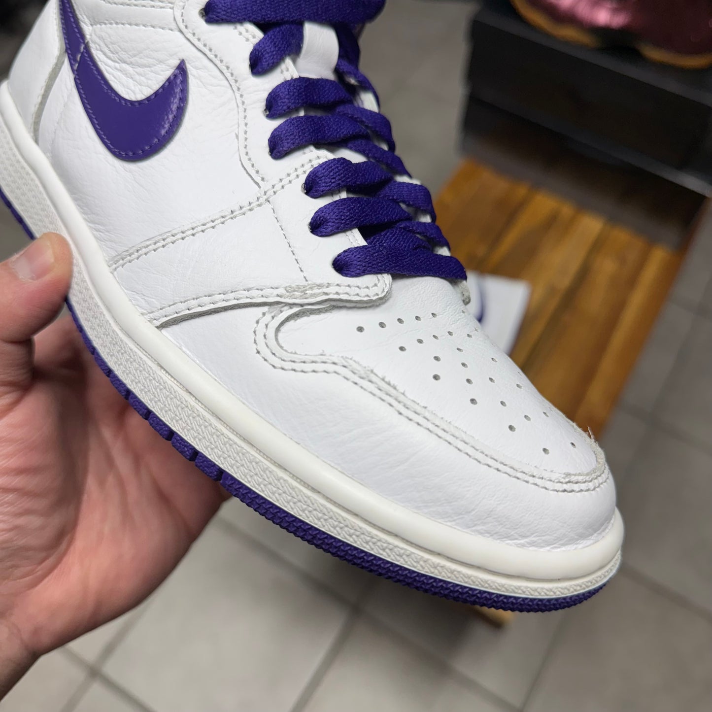 Jordan 1 High OG Court Purple W (Worn)