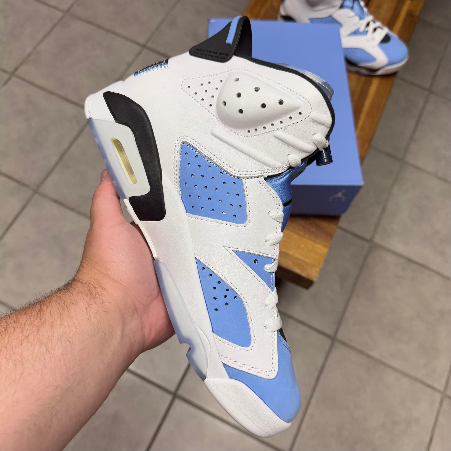 Jordan 6 Retro UNC